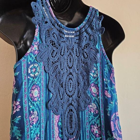 Anthropologie Akemi + Kin Sleeveless Blouse - Picture 6 of 8